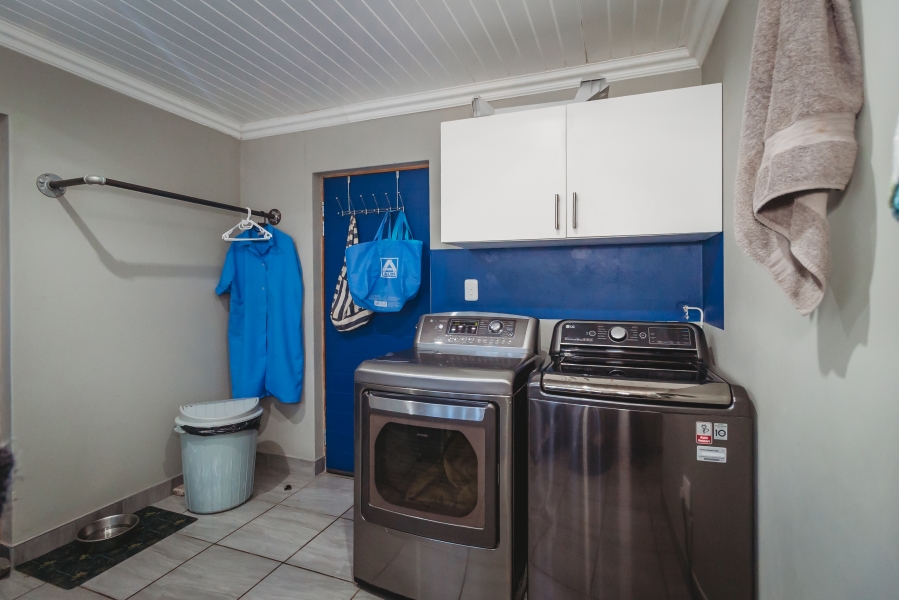 3 Bedroom Property for Sale in Victoria Bay Western Cape